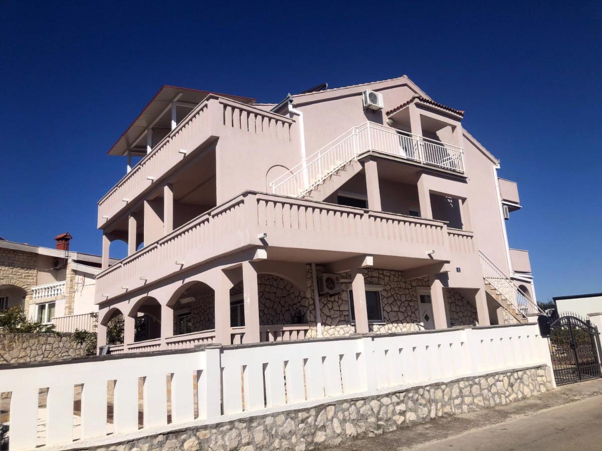 Apartments Villa Zdrava Trogir Luaran gambar