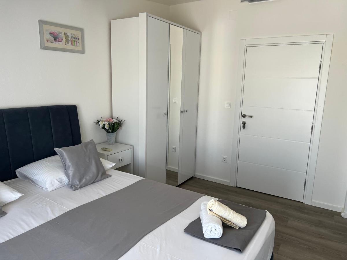 Apartments Villa Zdrava Trogir Luaran gambar
