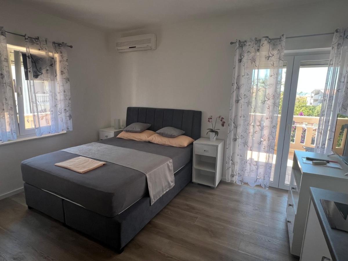 Apartments Villa Zdrava Trogir Luaran gambar