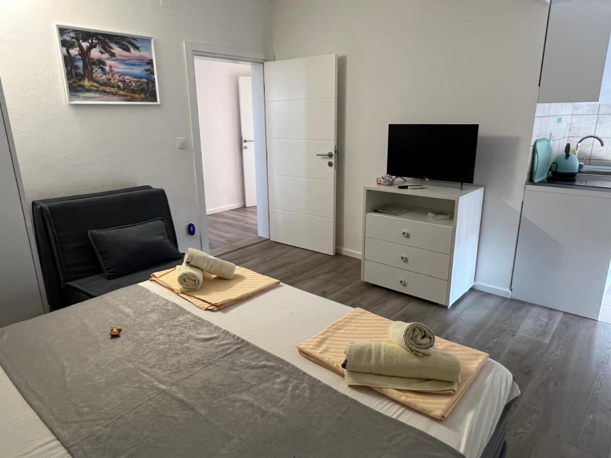 Apartments Villa Zdrava Trogir Luaran gambar