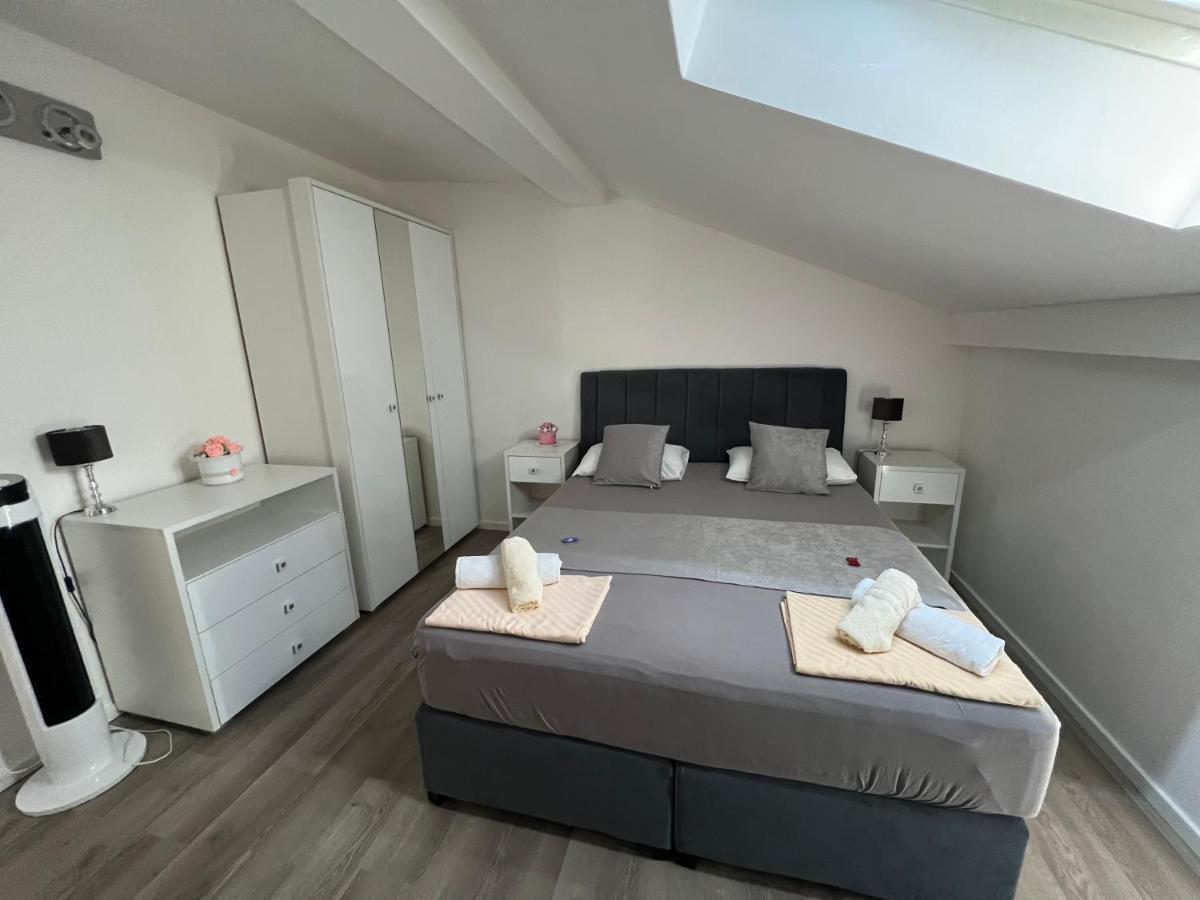Apartments Villa Zdrava Trogir Luaran gambar