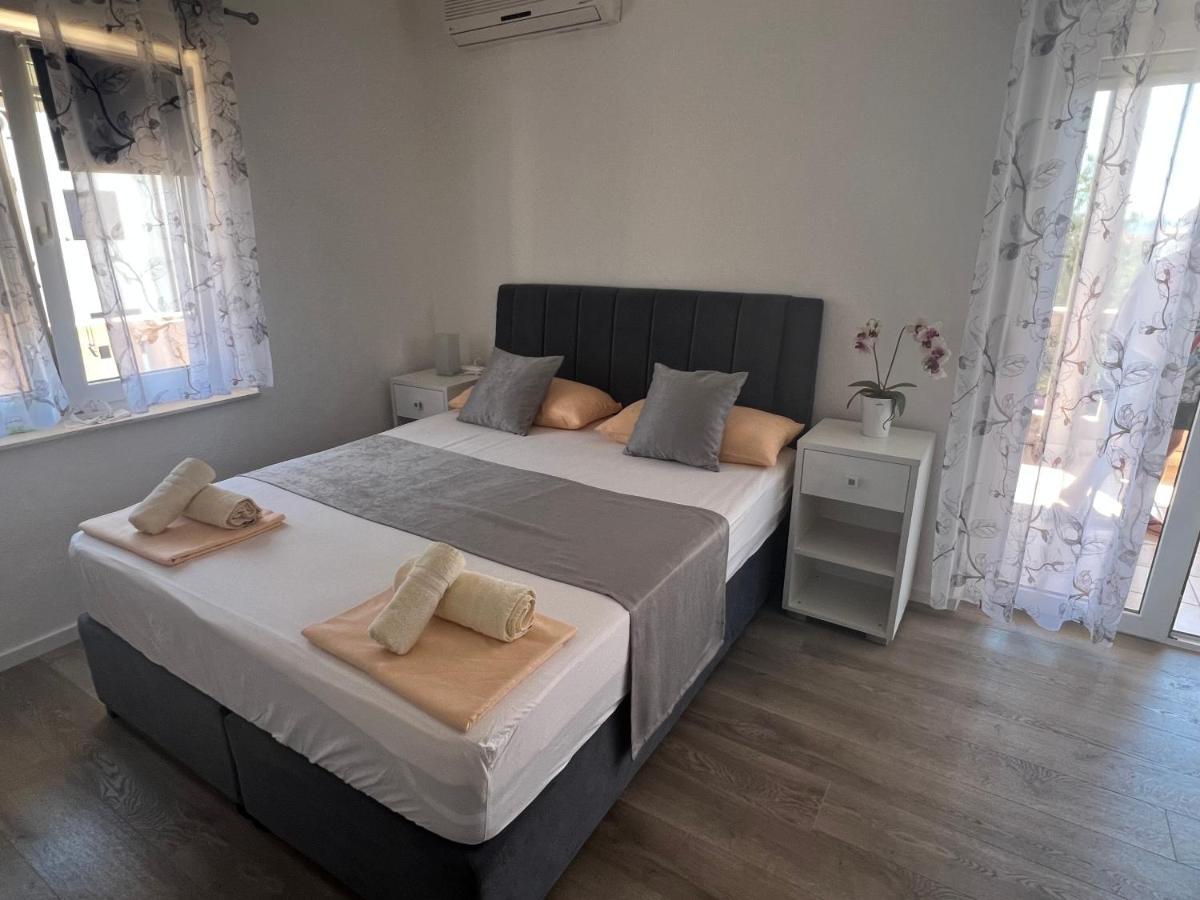 Apartments Villa Zdrava Trogir Luaran gambar