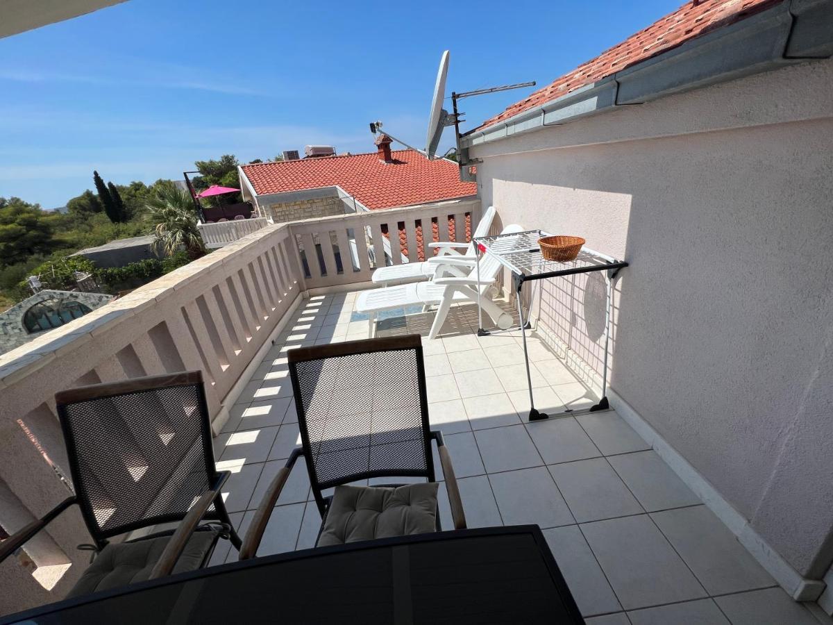 Apartments Villa Zdrava Trogir Luaran gambar